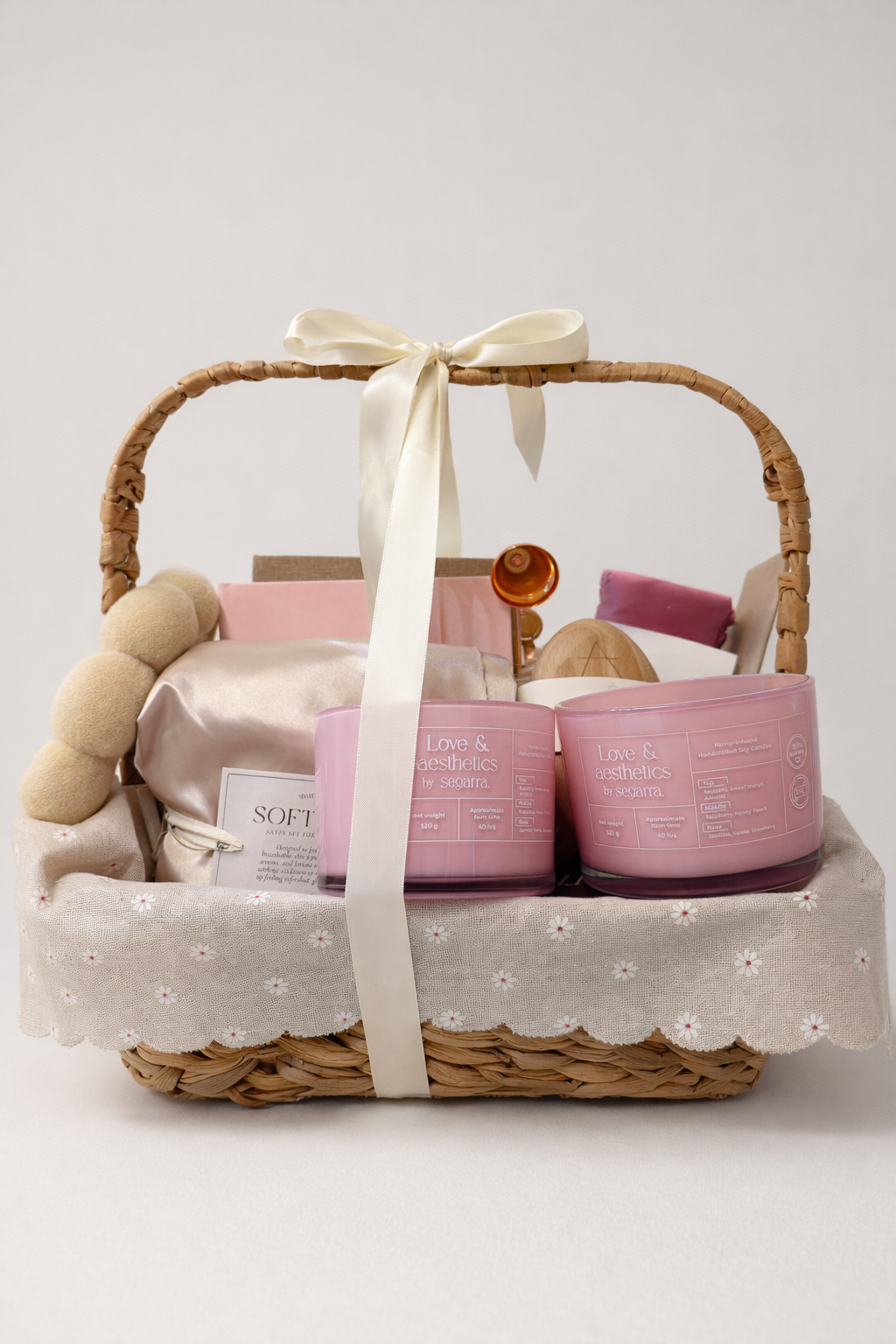 Love and Aesthetic Hamper